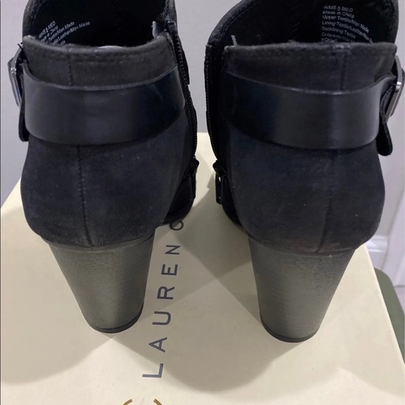 Ankle Boot - Picture 3 of 9